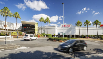 Mt Ommaney centre